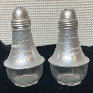 Atomic style salt and pepper shakers